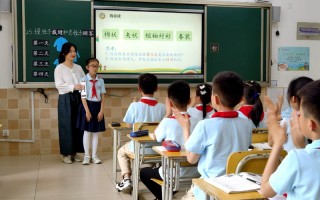 校园五分钟短剧剧本爱情，校园五分钟短剧剧本爱情故事