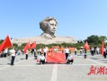 红色毛绒汉服穿搭图片，红色毛绒汉服穿搭图片女