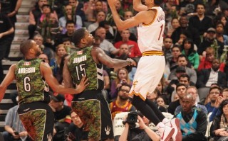 去年nba骑士翻盘，去年nba骑士翻盘记录